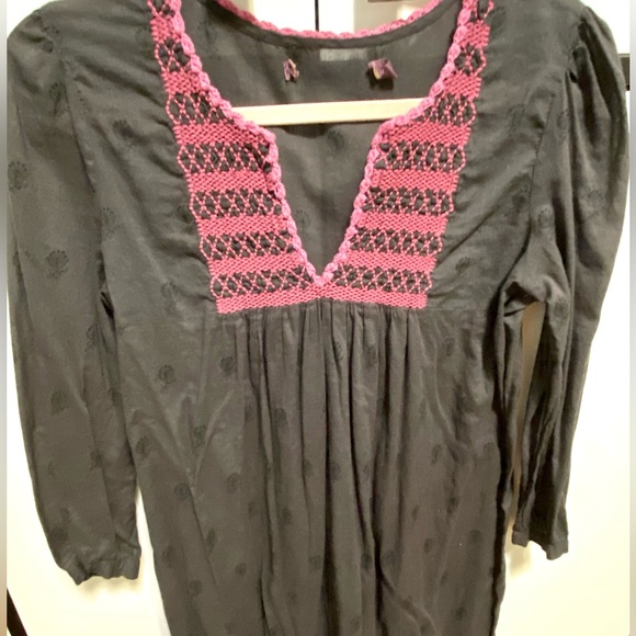 Boho Lightweight 🇦🇷Rapsodia brand black and magenta embroidered Long Tunic - Picture 5 of 11